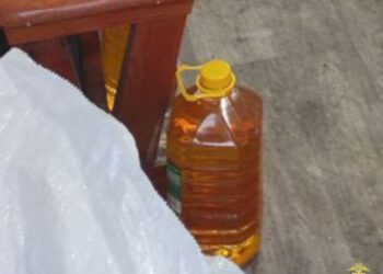 В Херсонской области участковые уполномоченные по горячим следам задержали подозреваемого в краже из маслобойни