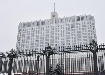 Мишустин подписал постановления об индексации пенсий и соцвыплат