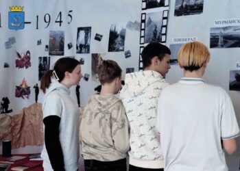 В посёлке Брилёвка, расположенном в Алешкинском округе, прошла выставка, посвящённая Великой Отечественной войне